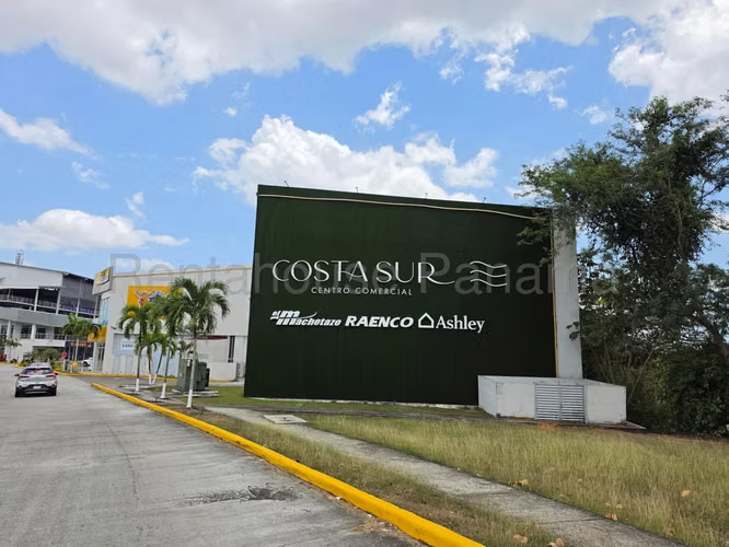 Local Comercial en Venta en Costa Sur – 166 m² | GC
