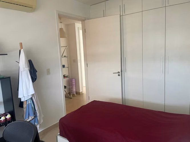 VENDO APARTAMENTO AMUEBLADO PISO ALTO CON VISTA AL MAR Y CIUDAD - Imagen 11