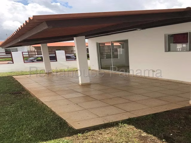 Venta de Casa en Arboleda La Chorrera