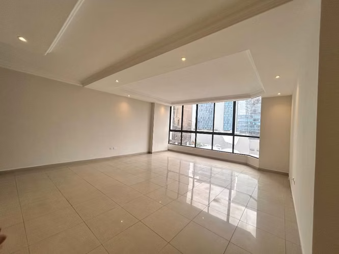 Apartamento remodelado en alquiler en Obarrio