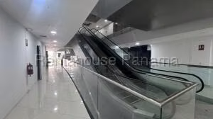 Local Comercial en venta en Via España 27jack2068