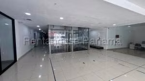 Local Comercial en venta en Via España 27jack2068