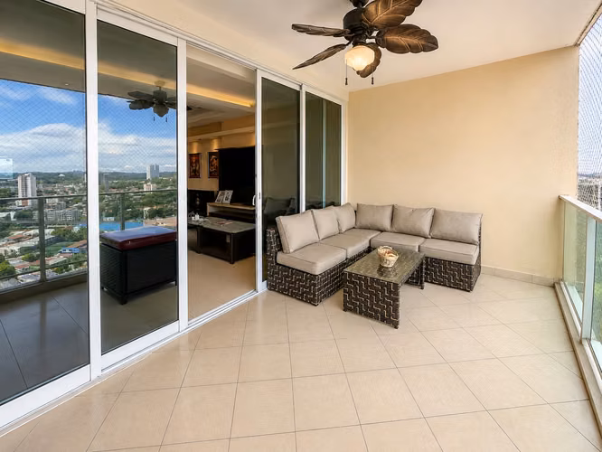 Apartment for sale in Hato Pintado Highland View