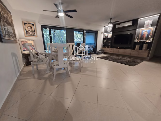 ALQUILER – APARTAMENTO FULL AMOBLADO DE 2 RECÁMARAS EN EMBASSY CLUB  CLAYTON