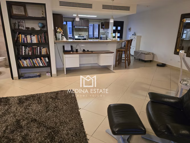 ALQUILER – APARTAMENTO FULL AMOBLADO DE 2 RECÁMARAS EN EMBASSY CLUB  CLAYTON