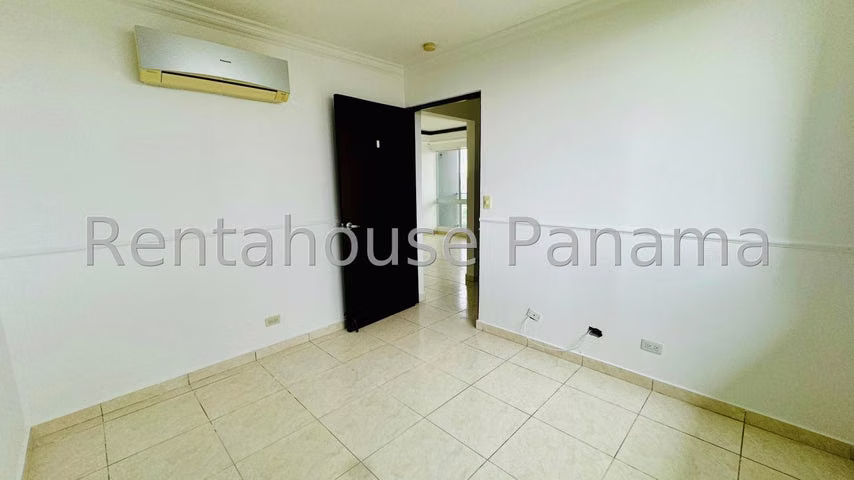 Venta de Apartamento en Carrasquilla 27LBR2051