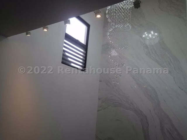 Venta de Casa en Panamá Pacifica 27LBR2020