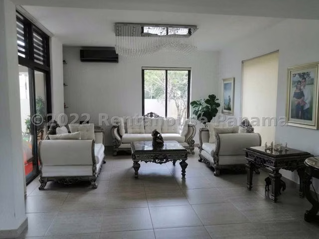 Venta de Casa en Panamá Pacifica 27LBR2020