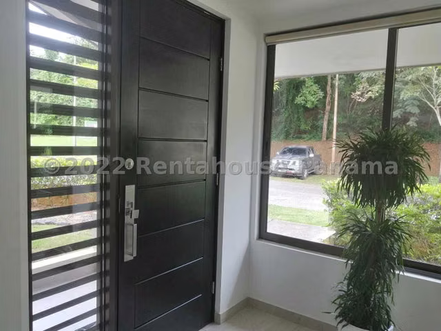 Venta de Casa en Panamá Pacifica 27LBR2020