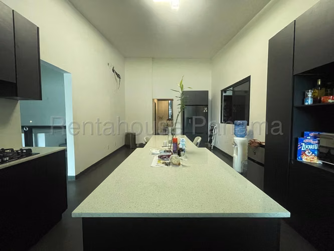 Venta de Casa en Betania Los Angeles CCO