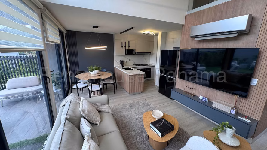 Venta de Casa en Panama Norte Aura EC