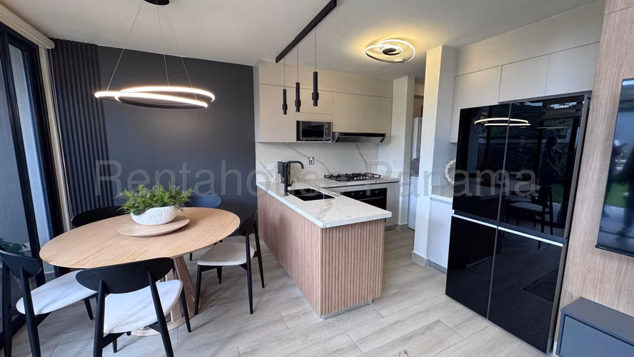Venta de Casa en Panama Norte Aura EC