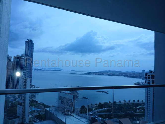 Venta de Apartamento en Avenida Balboa Ph Megapolis Solo Cliente Directo MC - Imagen 6