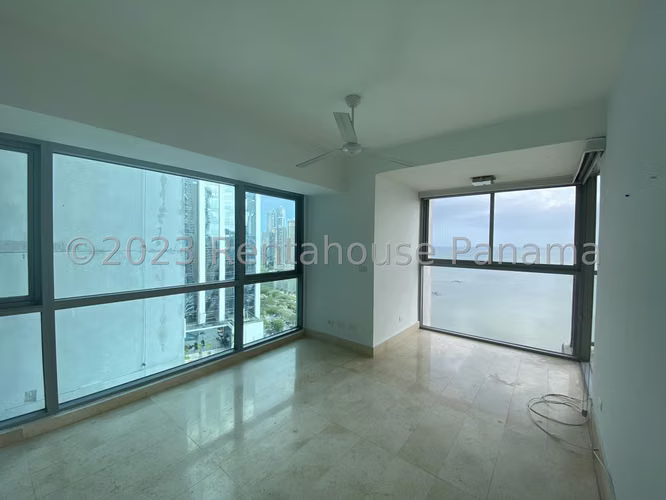 RR VENTA DE APARTAMENTO EN AVENIDA BALBOA PH PH YOO & ART - Imagen 2