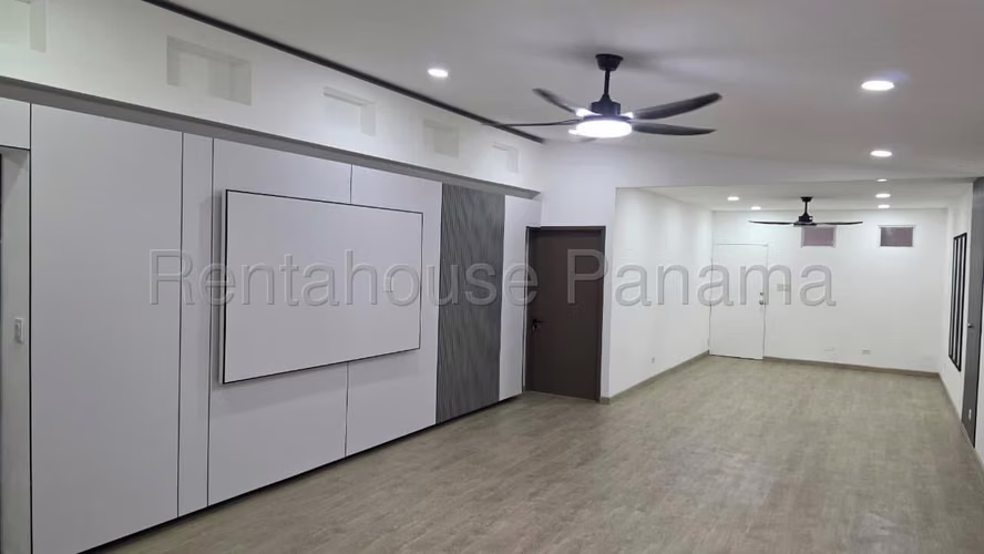 House for sale in Brisas Del Golf 162590 225 Mts PD