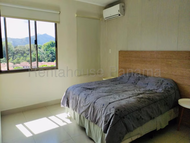 Vendo Apartamento de 129m2 en Panama Pacifico Midrise 25-5555SRZ