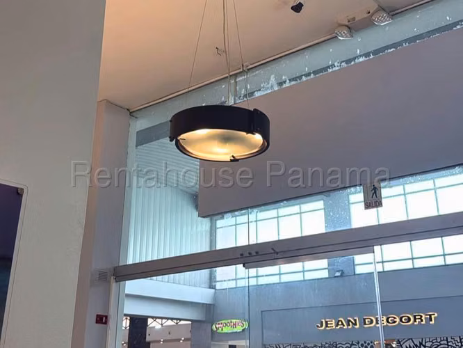 Alquiler de Local en Albrook MPM27-2086