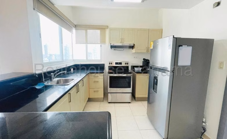 ALQUILER DE APARTAMENTO EN AVENIDA BALBOA - Imagen 14