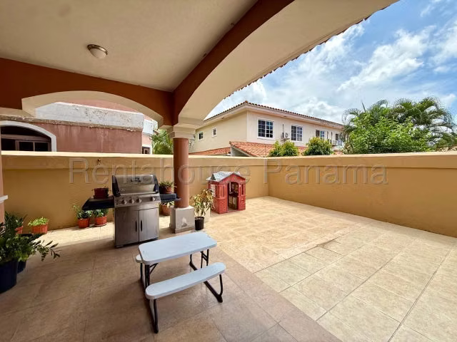 ALQUILER DE CASA EN COSTA SUR - Imagen 7