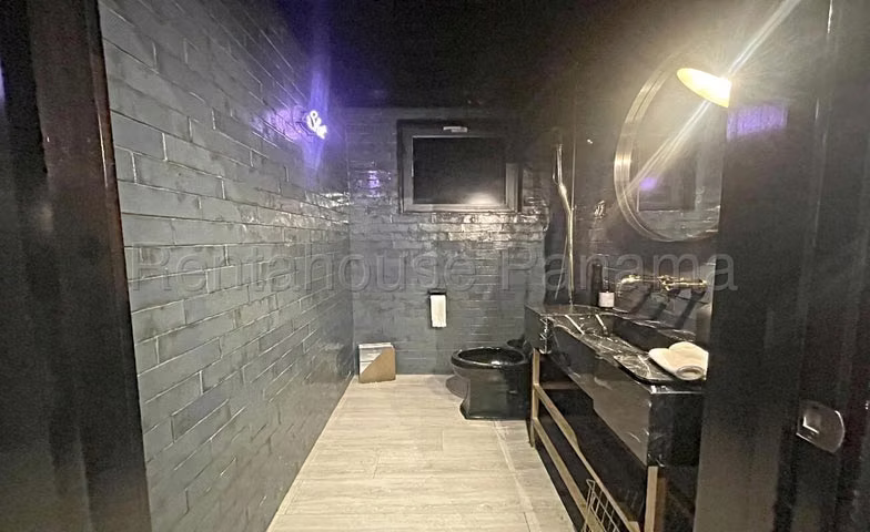 ALQUILER DE LOCAL COMERCIAL EN CASCO ANTIGUO - Imagen 3