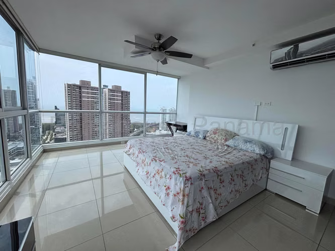 Alquiler de Apartamento Amoblado en Costa del Este DPV