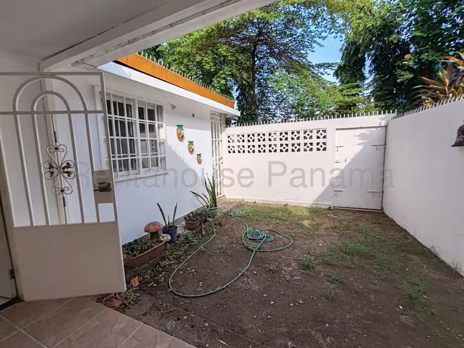 Venta de Apartamento en Planta Baja | 141 m² | Ambiente de Casa MLS #24-5266