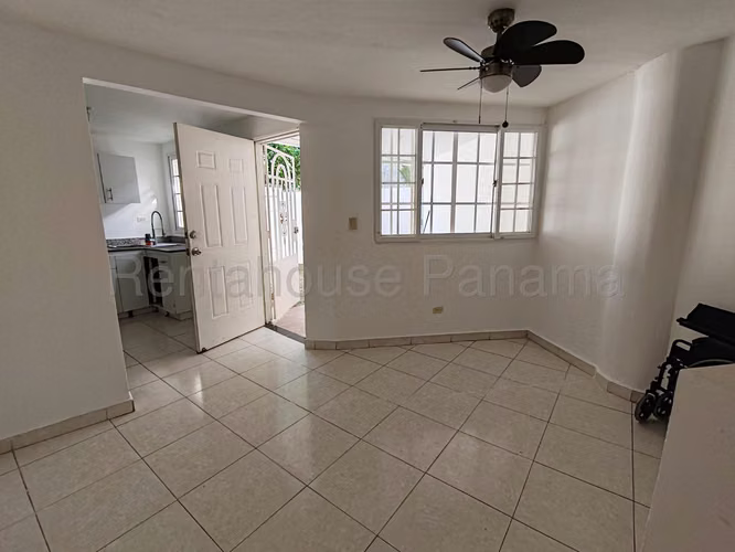 Venta de Apartamento en Planta Baja | 141 m² | Ambiente de Casa MLS #24-5266