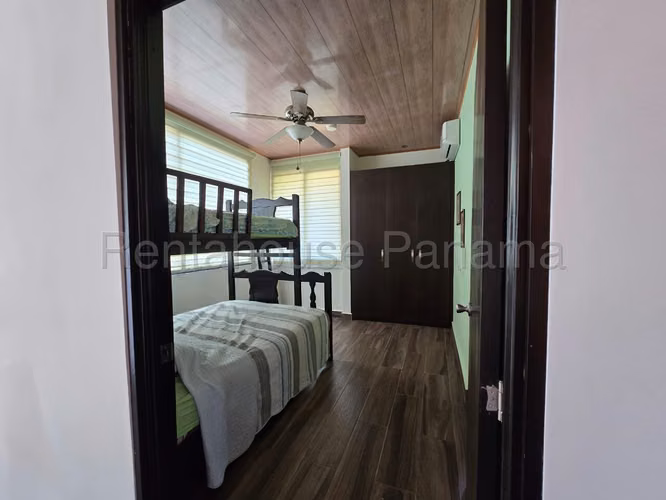 Venta de Casa en Juan Diaz Casa Valle de Anton NS - Imagen 15