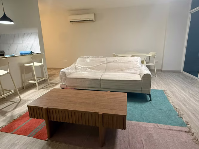 Melissa Foster Luxury Alquila Moderno Apartamento Renovado en El Cangrejo MFR2142