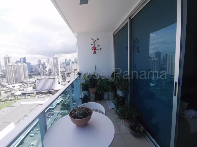 Se Vende Apartamento en San Francisco LA25-9233