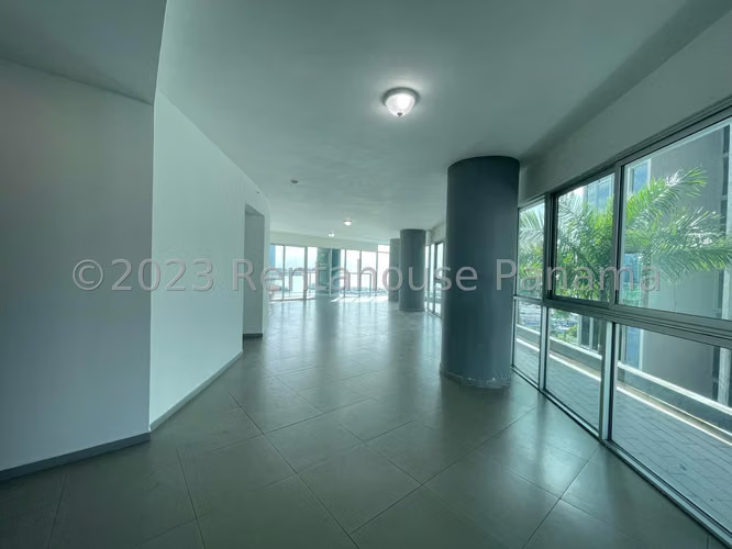 Venta Apartamento 231 m² Frente al Mar | Avenida Balboa
