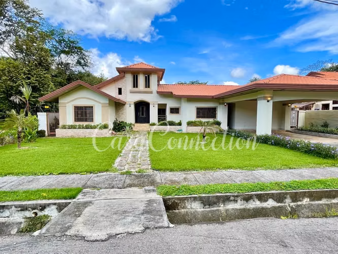 SE ALQUILA CASA FULL AMOBLADA EN EXCLUSIVO RESIDENCIAL CERCA DEL FEDERAL MALL-DAVID