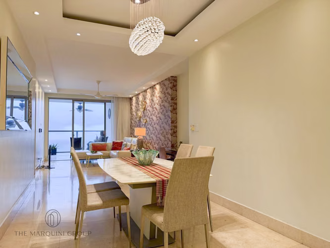 Venta de Apartamento Frente al Mar en Avenida Balboa – Airbnb Investment
