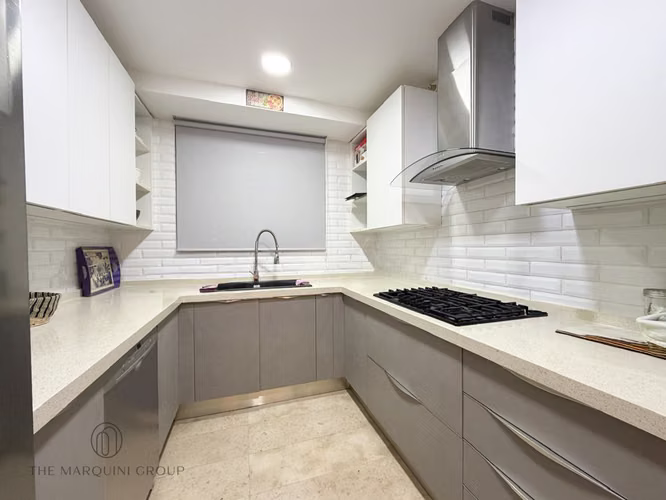 Venta de Apartamento Frente al Mar en Avenida Balboa – Airbnb Investment - Imagen 6