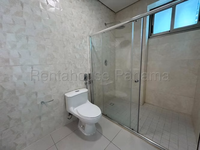 VENDO Apartamento en Ph MIRADOR en Costa del Este. 200m2