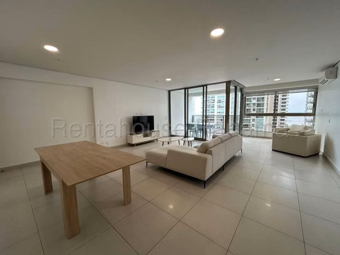 VENDO Apartamento en Ph MIRADOR en Costa del Este. 200m2