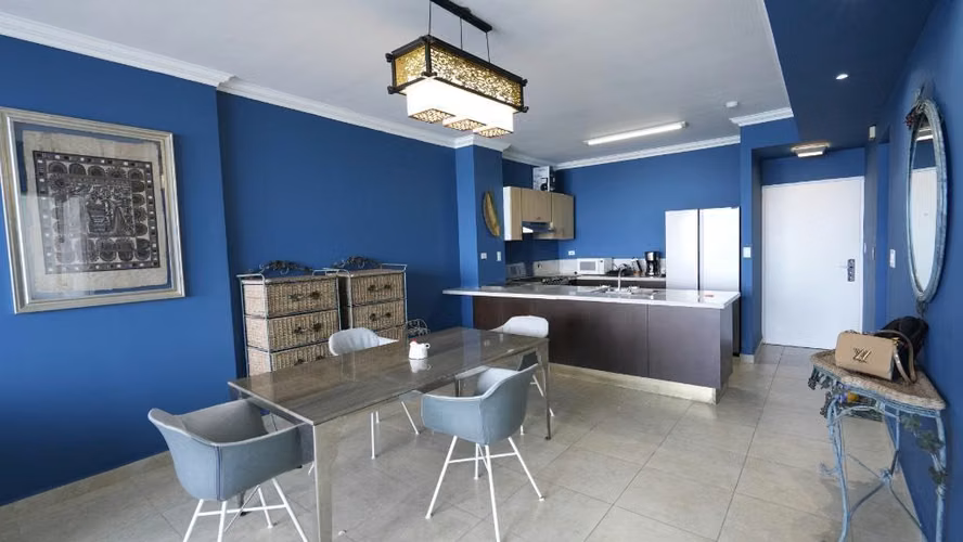 APARTAMENTO AMOBLADO CON VISTA AL MAR - Imagen 4