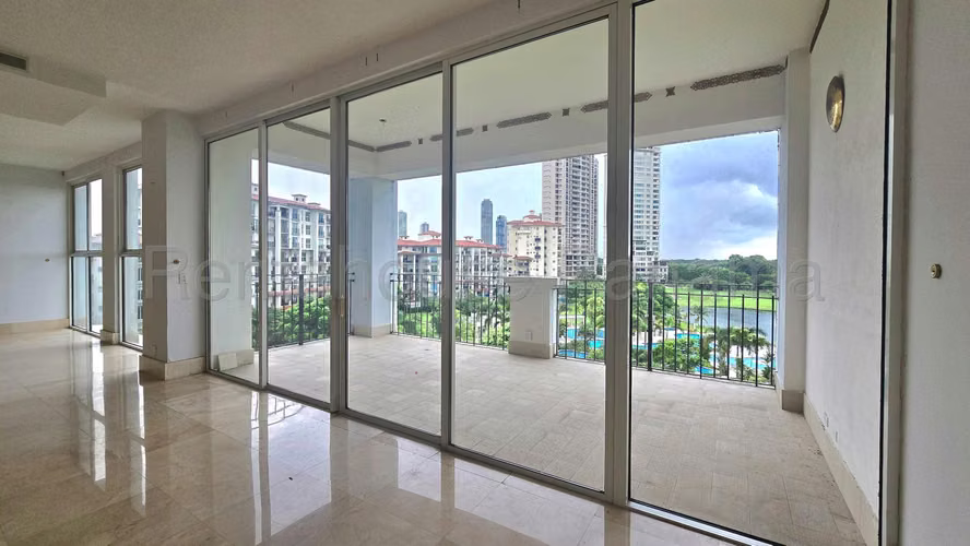 Venta de apartamento en Santa Maria AK - Imagen 6