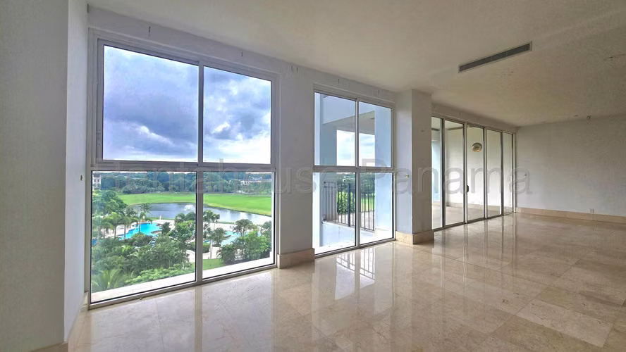 Venta de apartamento en Santa Maria AK - Imagen 5