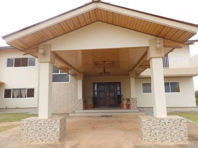 VENTA DE CASA EN CHITRÉ DDB27-1992 - Imagen 2