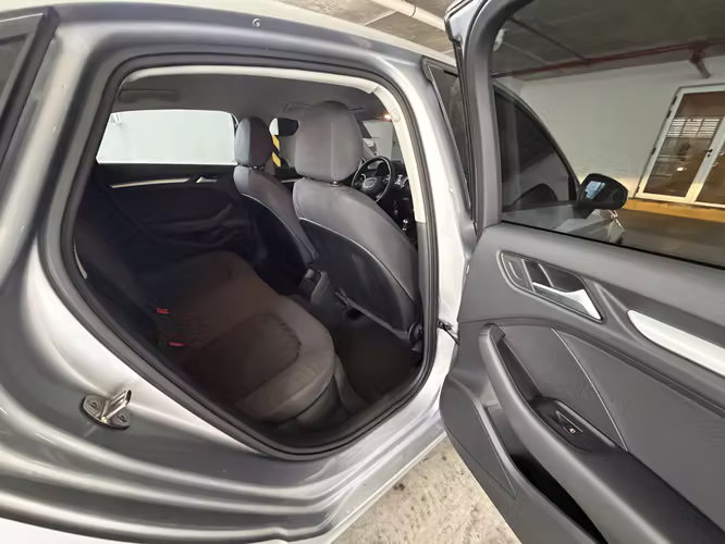 Audi A TFSI – Solo 44 mil km - Imagen 13