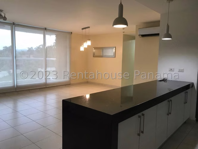 J2040GRR Venta de Apartamento en Clayton - Imagen 3