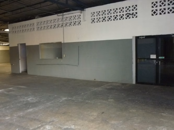 ALQUILER DE BODEGA EN LOS ANGELES... - Imagen 2