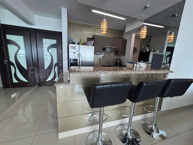 ALQUILO Apartamento en Ph Top Tower en Costa del Este. 123m2 - Imagen 2