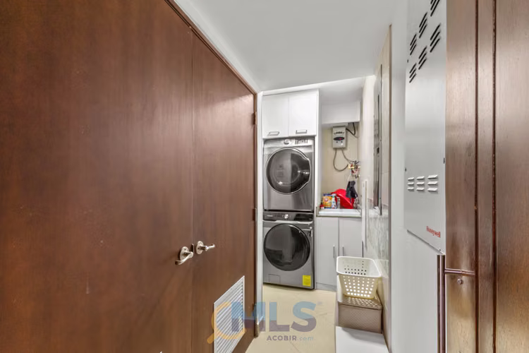 Apartamento en Planta Baja en Courtyard Residences PH Embassy Club - Imagen 5