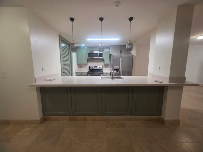 Alquilo espectacular apartamento remodelado en Casco Antiguo - Imagen 7