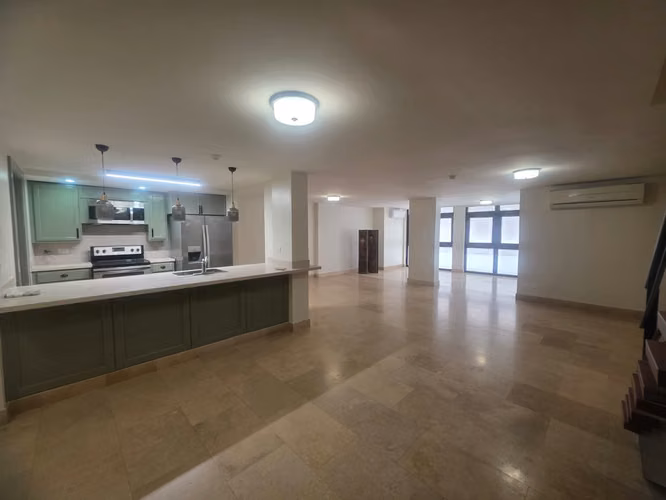 Alquilo espectacular apartamento remodelado en Casco Antiguo - Imagen 19
