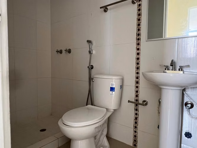 Alquilo Apartamento en Vía España - Imagen 10