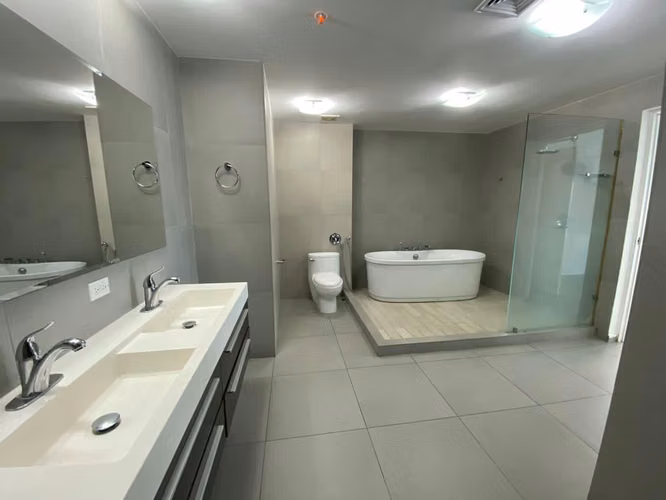 Venta de Apartamento en Avenida Balboa, PH Yacht Club - Imagen 8