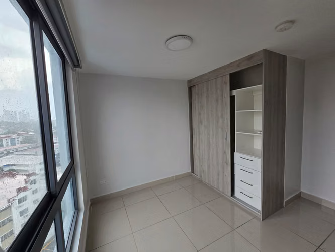 Alquiler de apartamento en Parque Lefevre - Imagen 9